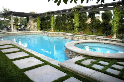 © Scott Cohen - Contemporary clean lines pool design with spa water feature    and outdoor fireplace