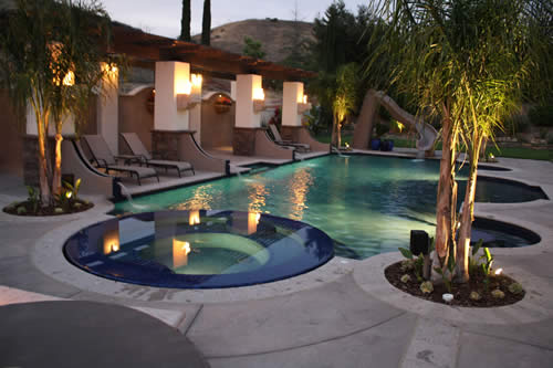 © Scott Cohen - Formal curvy resort pool design 4